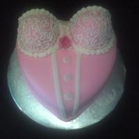Bustier Cake 
