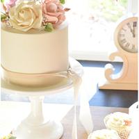 Romantic Elopement Wedding Cake