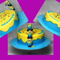 Minions cake & cupcakes