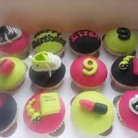 Teenage girl cupcakes