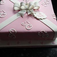 present cake x