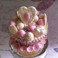Hearts & Flowers Stacked Cupcakes 
