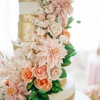 Cafe Au' Lait Dahlia Sugar Flower Wedding Cake 