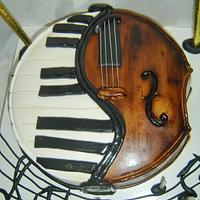 Piano/Cello Cake