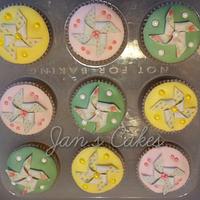 Cath Kidston inspired pinwheel cupcakes 