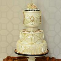  Roaring Twenties inspired wedding cake 