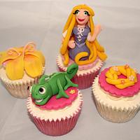 Disney theme cupcakes