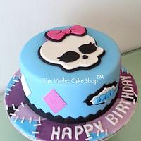 Simple MONSTER HIGH Cake