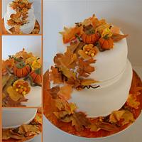Fall Leaves Thanksgiving Cake 