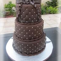 3 tiered quilted chocolate fondant cake