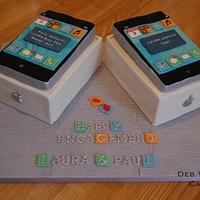 iPhones engagement cake