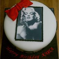 Marily Monroe Cake