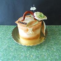 Small suitcase cake