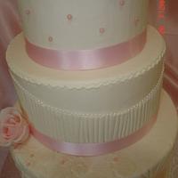 Rose and Pearl Wedding Cake