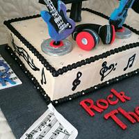 A surprise cake for a musician 