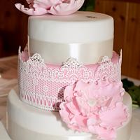 Wedding cake pink and white