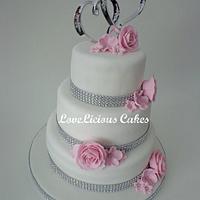 Wedding Cake hearts
