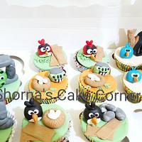 Angry bird cupcakes 