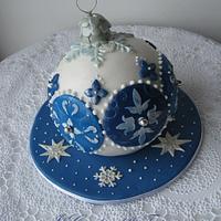 Blue and white Christmas cake ball