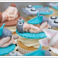 Anne Geddes inspired Baby Shower cupcakes - fondant baby toppers