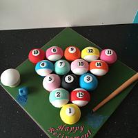 Pool table balls cupcskes