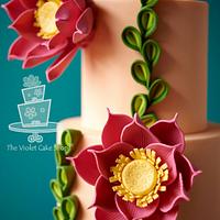 TWO-TONED PETAL Floral Inspired Cake