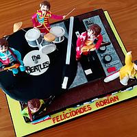 PICKUP CAKE 3D -THE BEATLES-FREDDIE MERCURY