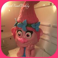 Trolls poppy cake 