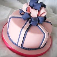 Loop Bow Birthday Cake