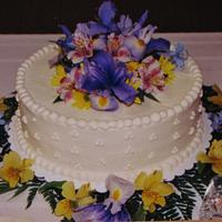 lily and iris buttercream cake