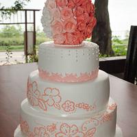 Wedding  roses ball cake