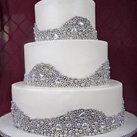 silver pearl wedding cake 