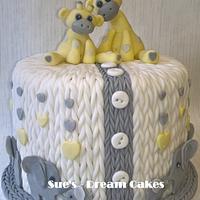 Knitted Baby Shower, Elephant and Giraffe, Cake