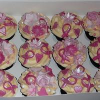 breast cancer cake and matching cupcakes 