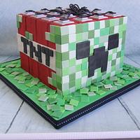Minecraft Creeper/TNT cake