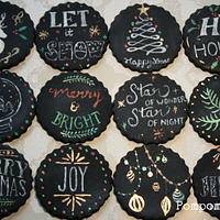 Christmas chalkboard cupcakes