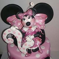 Minnie cake!