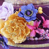 Wedding cake in gold and purple