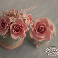 Shabby Chic Mini Cakes