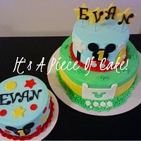 Mickey Mouse Cake and Smash Cake, Buttercream Icing