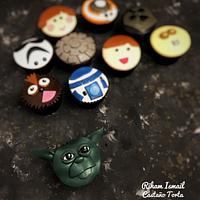 Star Wars cake and cupcakes