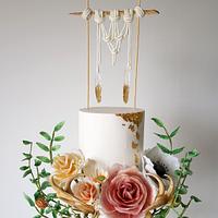Boho Chic Wedding Cake by Sophia Fox
