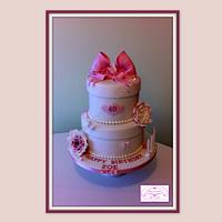 Hatbox two tier birthday cake