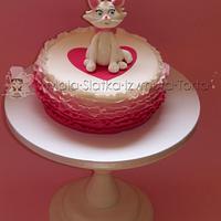 Marie Aristocats ruffle cake