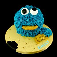 Cookie Monster giant cupcake