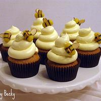 Honey Bee Cupcakes