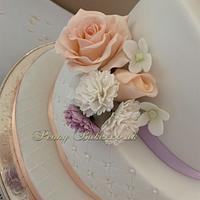 Classical wedding cake