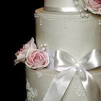 Vintage wedding cake..
