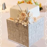 Modern and Simple Wedding Tiles Cake