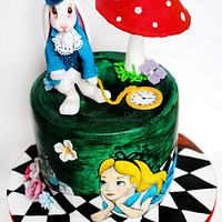 Alice in Wonderland Cake 